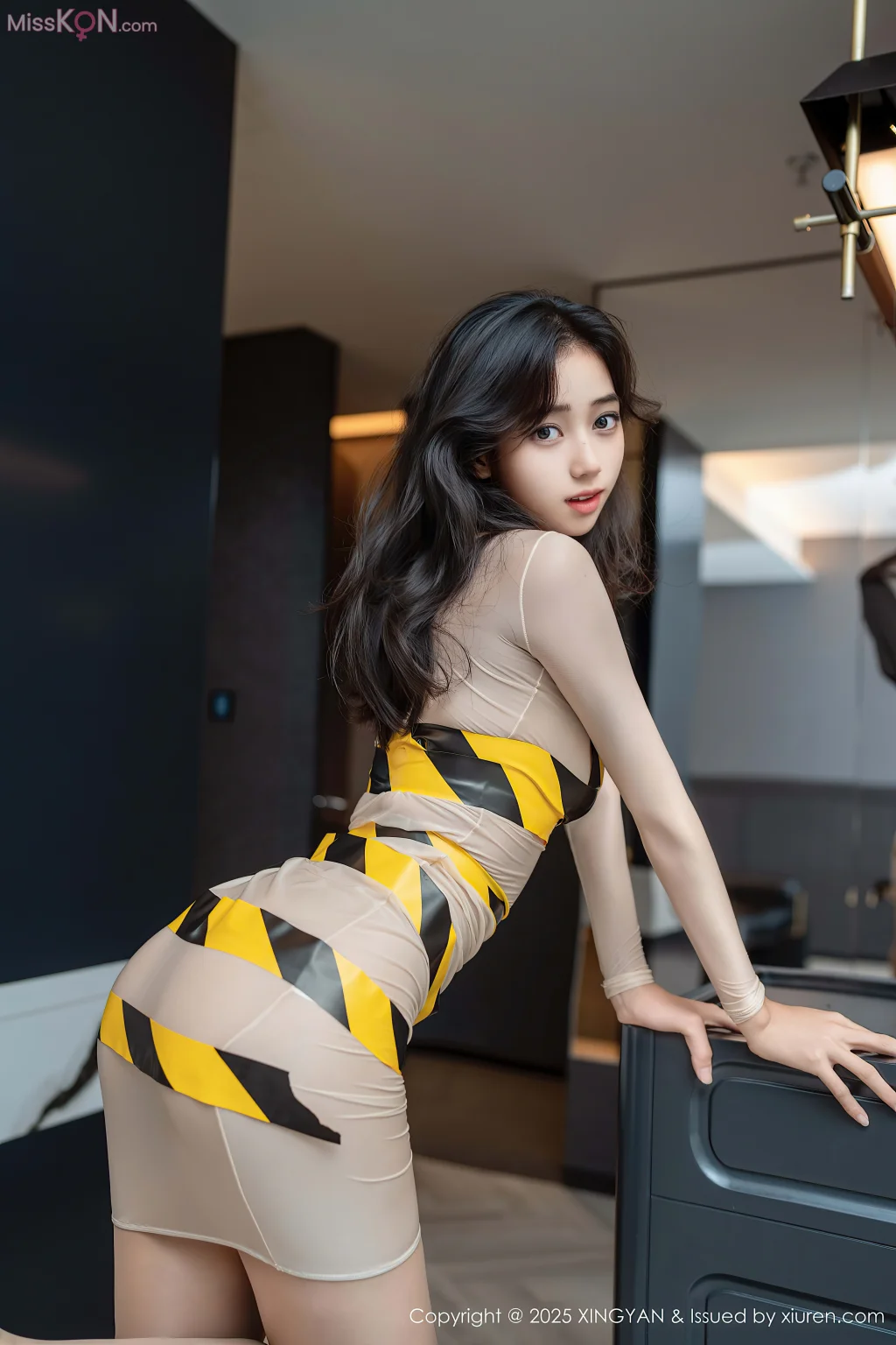 XingYan Vol.421: 时安安 (72 photos)