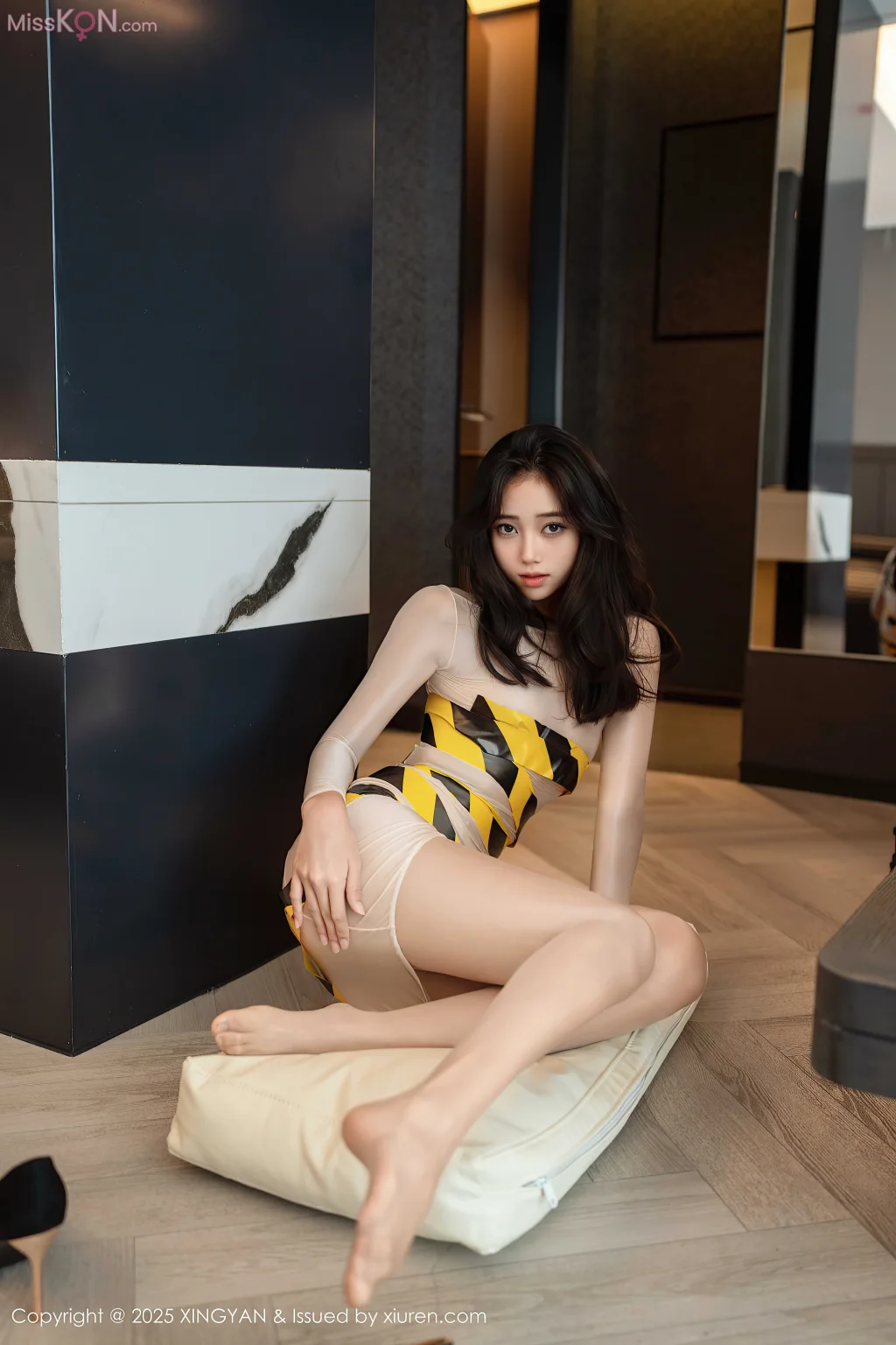 XingYan Vol.421: 时安安 (72 photos)