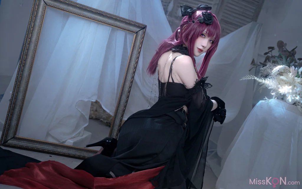 Coser@是夙卿呀: 崩坏星穹铁道 卡芙卡 (9 photos)