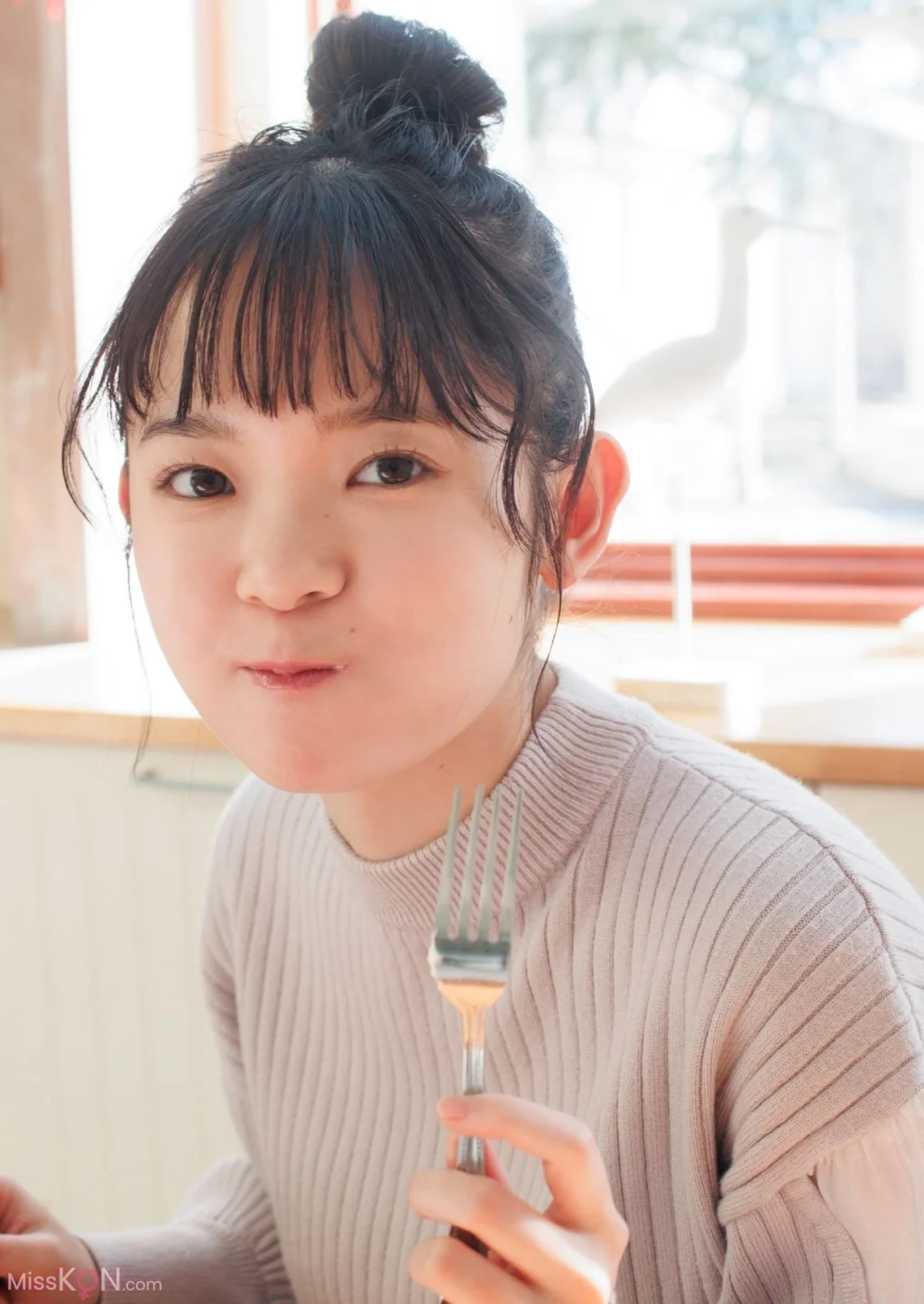 [JP] Nozomi Nirei (楡井希実):【デジタル限定 YJ PHOTO BOOK】写真集「可愛すぎて爆発する」 (54 photos) – Page 2