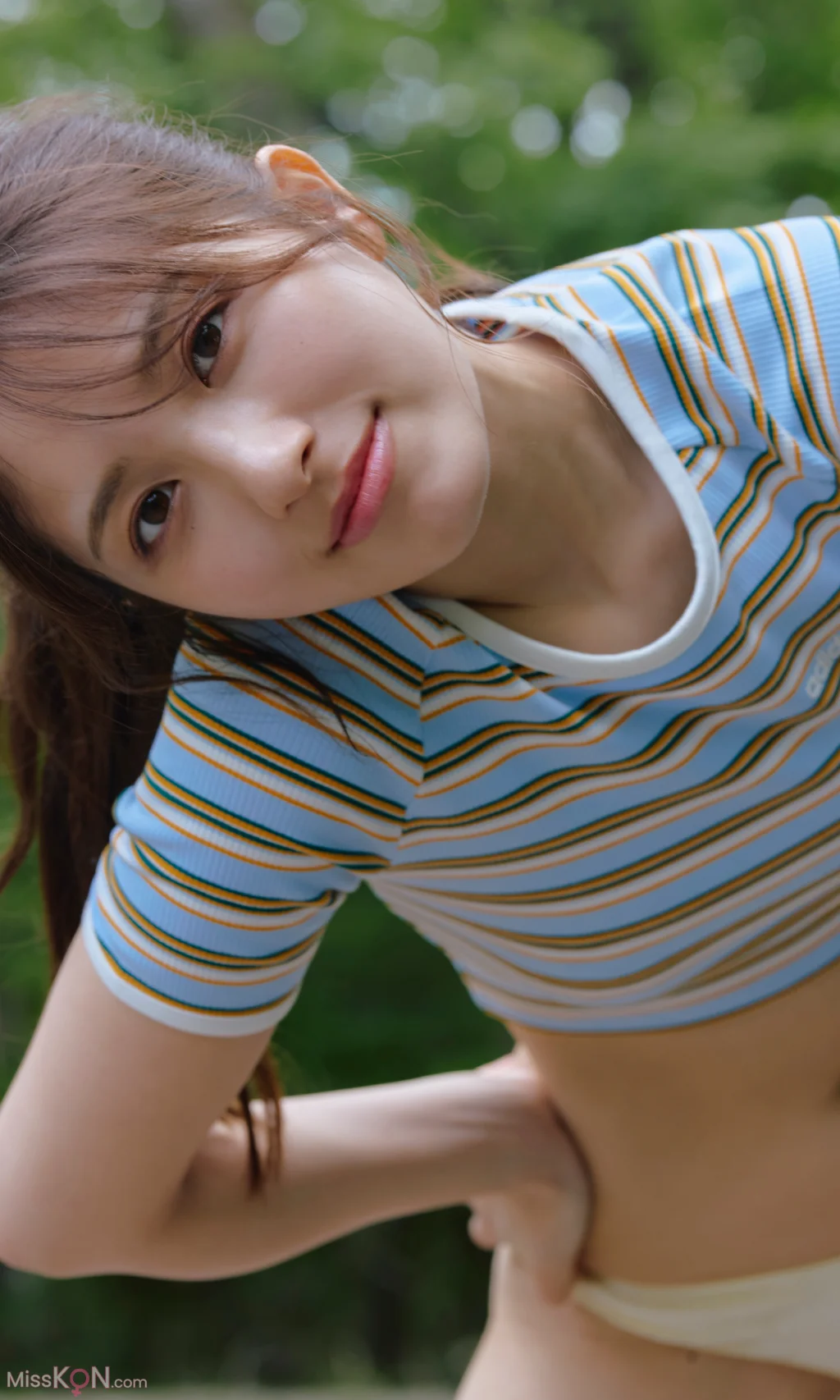 [JP] Owada Nana (大和田南那):【デジタル限定】写真集「深い森の中で」 (週プレ PHOTO BOOK) (72 photos + 1 video) – Page 2