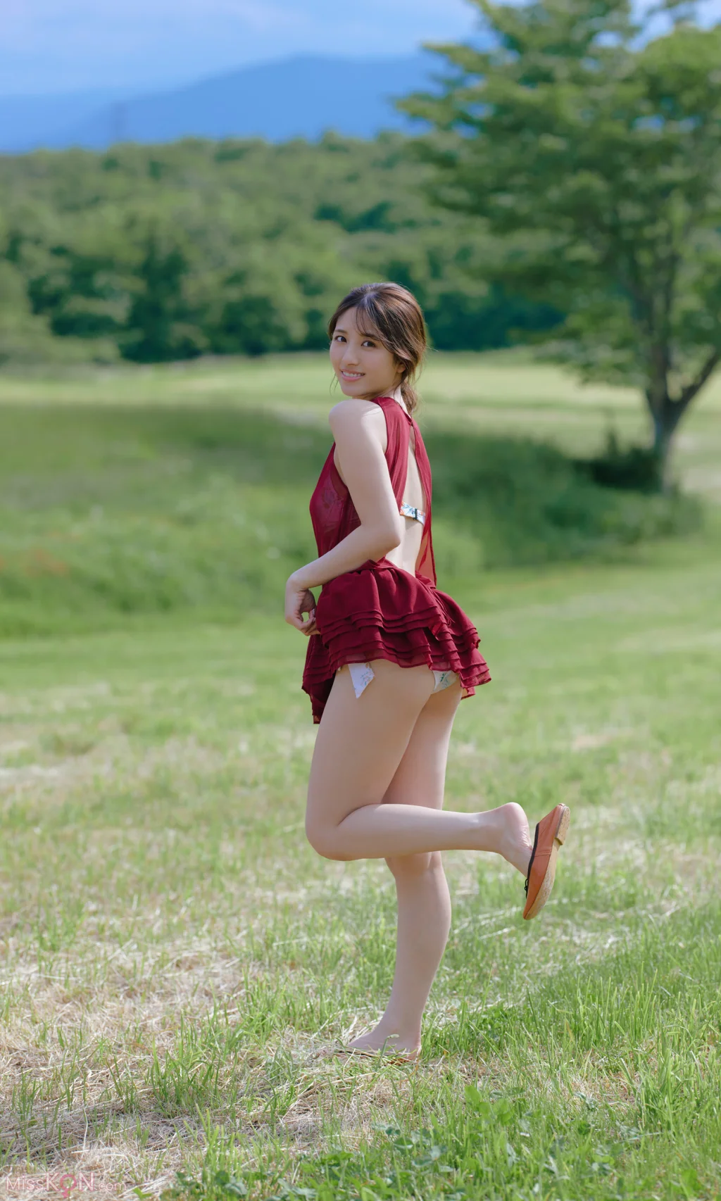 [JP] Owada Nana (大和田南那):【デジタル限定】写真集「深い森の中で」 (週プレ PHOTO BOOK) (72 photos + 1 video) – Page 3