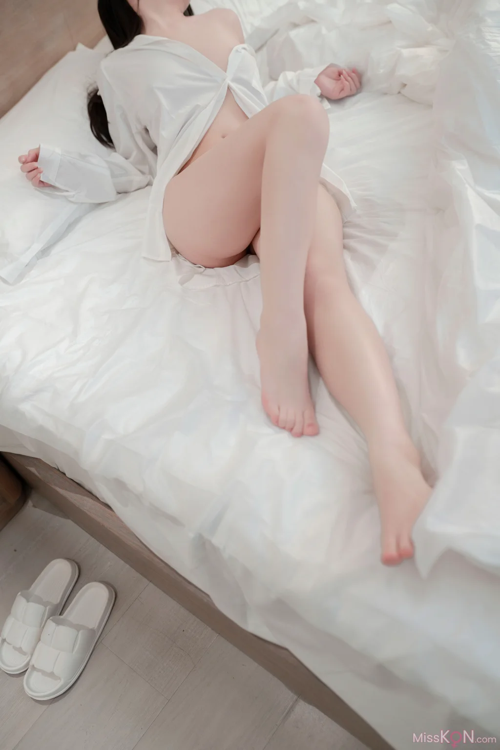 Coser@Bangni邦尼: 男友衬衣 (99 photos)