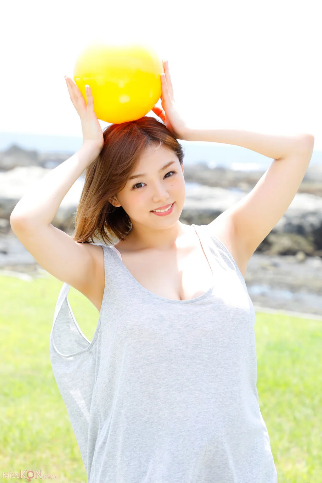 [JP] Ai Shinozaki (篠崎愛):【増量版】愛 My Me 必撮！まるごと☆ (101 photos)