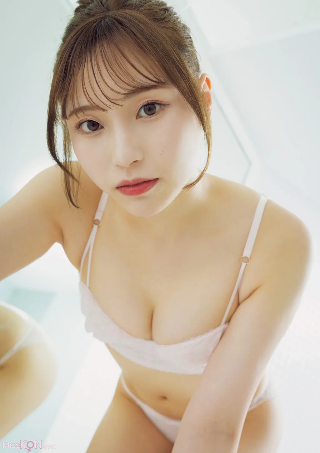 [JP] Saaya Kawagoe (川越紗彩): 1st写真集 なんとかなるなる (148 photos) – Page 3