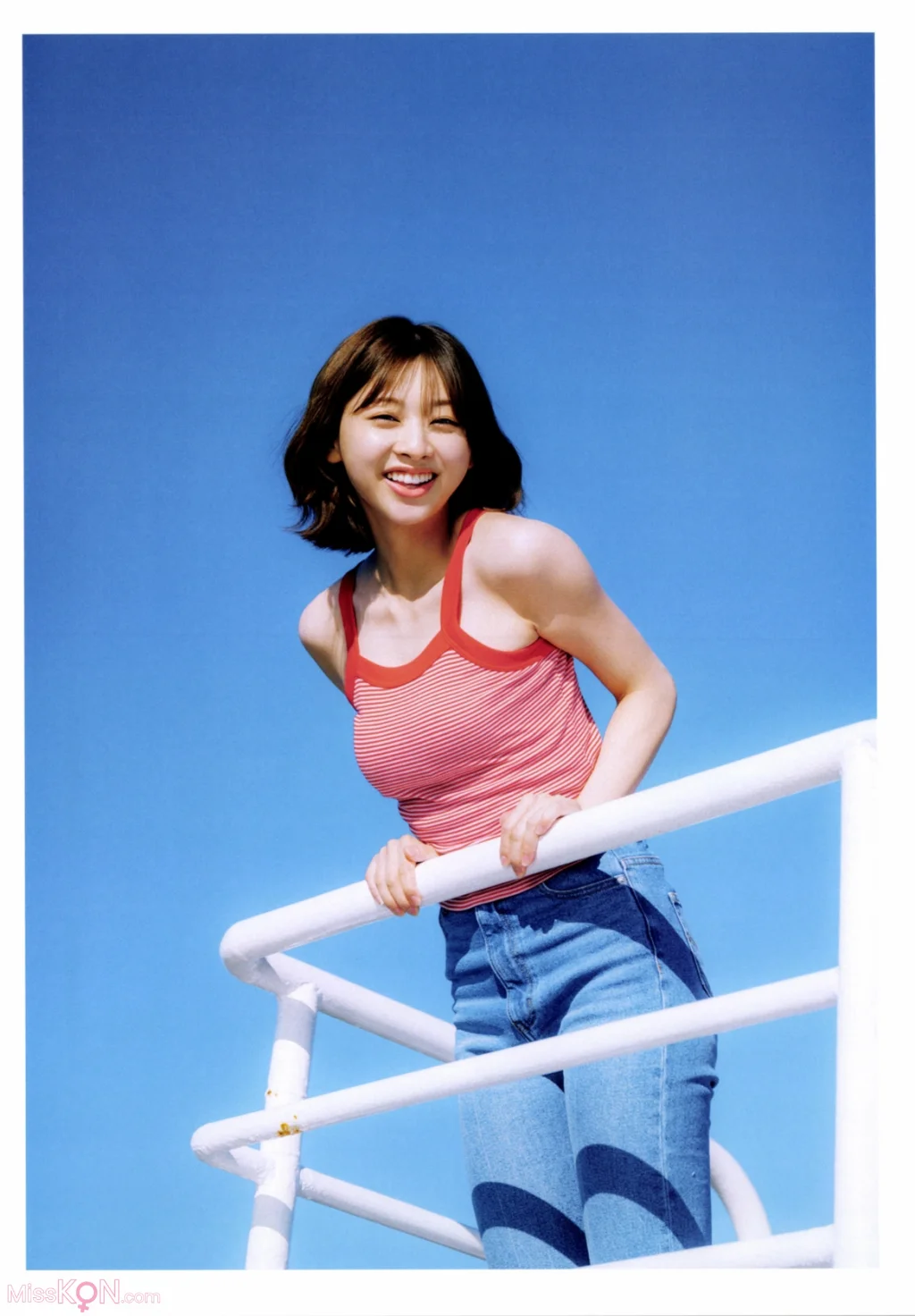 [JP] Suzuka Tomita (富田鈴花): 日向坂46 写真集 鈴花サーキット (163 photos) – Page 3