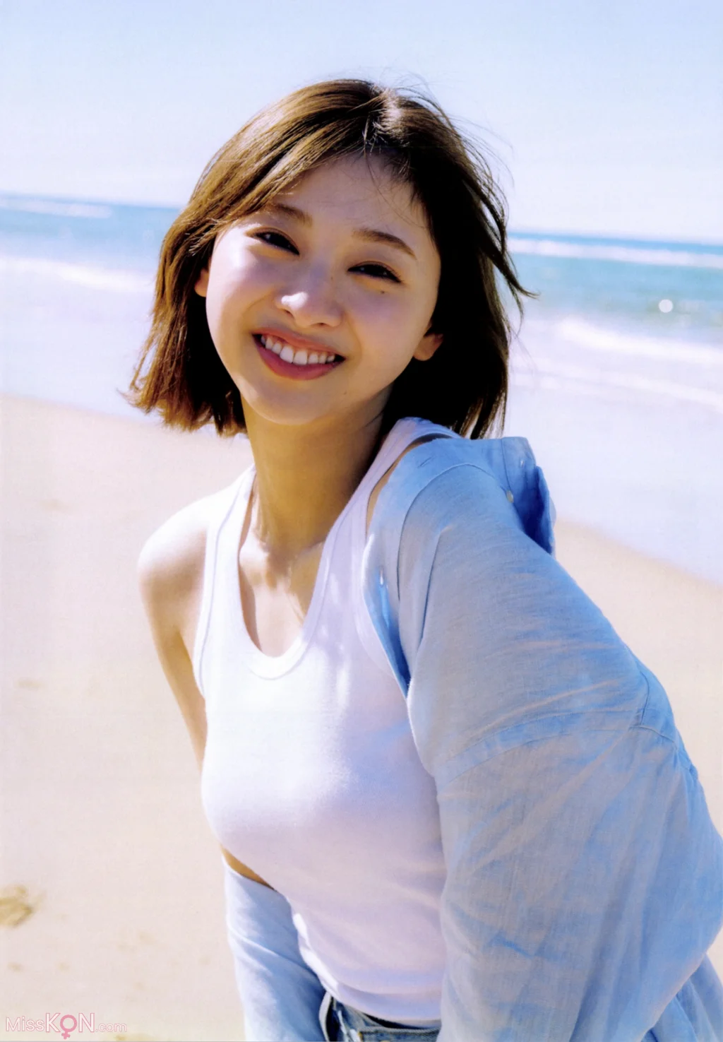 [JP] Suzuka Tomita (富田鈴花): 日向坂46 写真集 鈴花サーキット (163 photos) – Page 3
