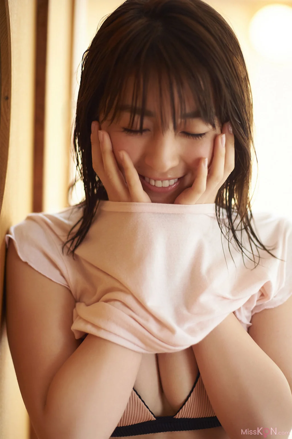 [JP] Yanagi Yurina (柳ゆり菜): FRIDAYデジタル写真集 「一緒に一泊旅行 Vol.2」 (88 photos)