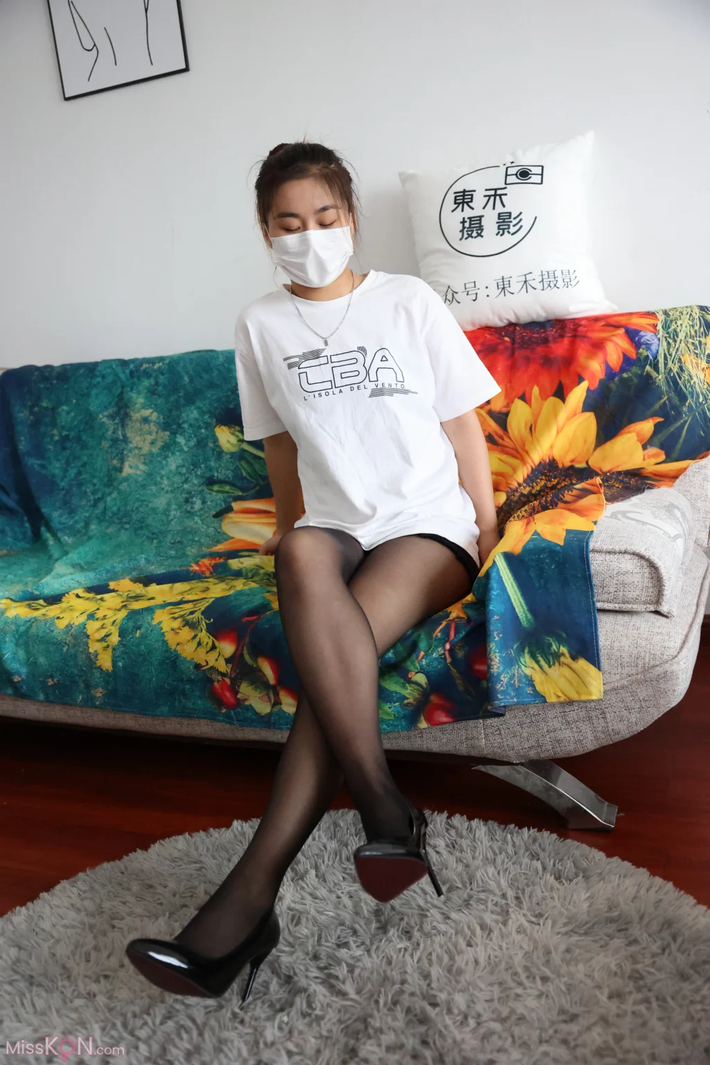 [三禾摄影] No.004: 黑丝大腿袜 (169 photos)