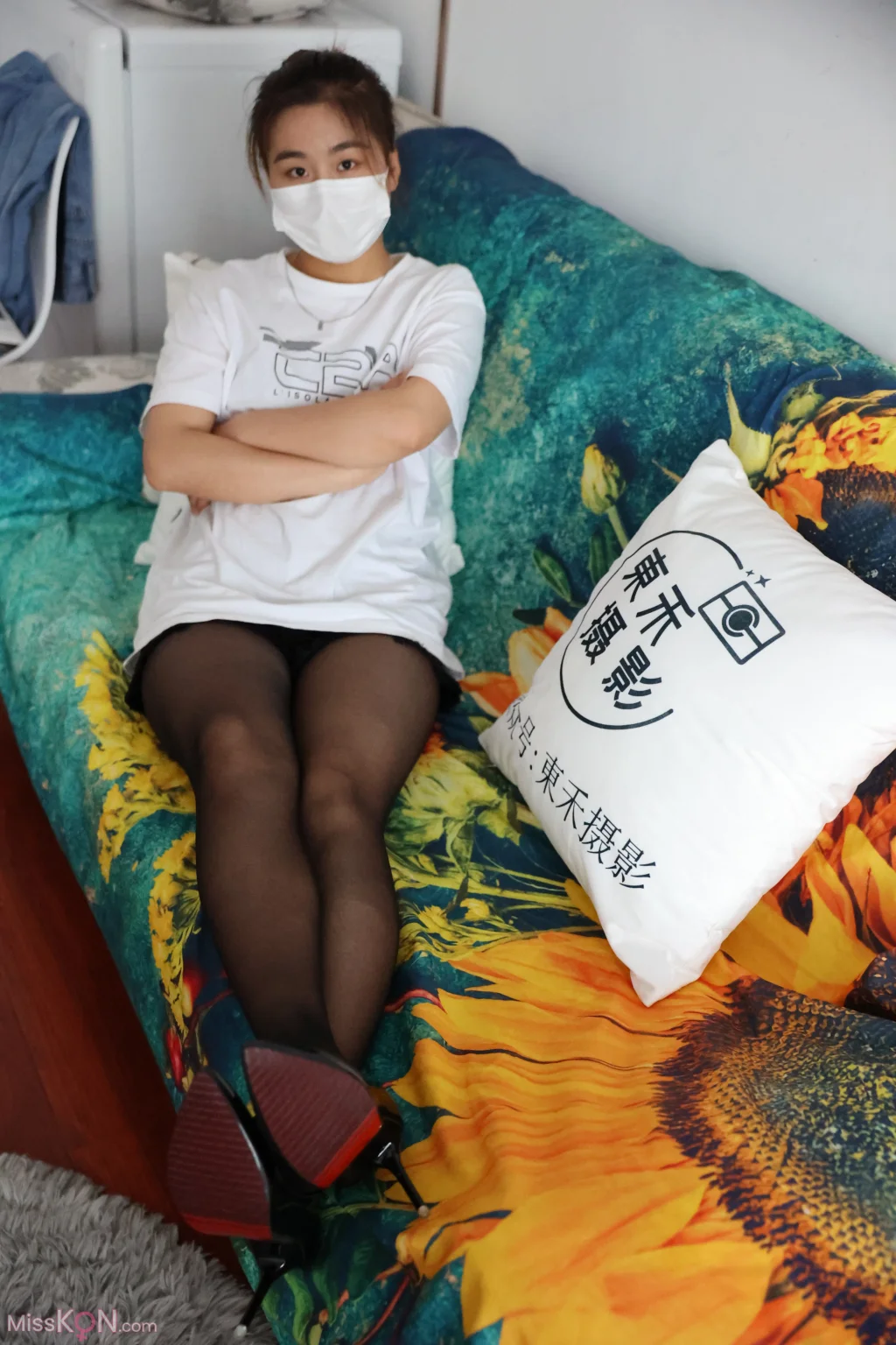 [三禾摄影] No.004: 黑丝大腿袜 (169 photos) – Page 2