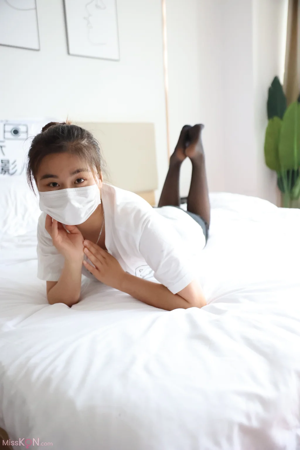 [三禾摄影] No.004: 黑丝大腿袜 (169 photos) – Page 2