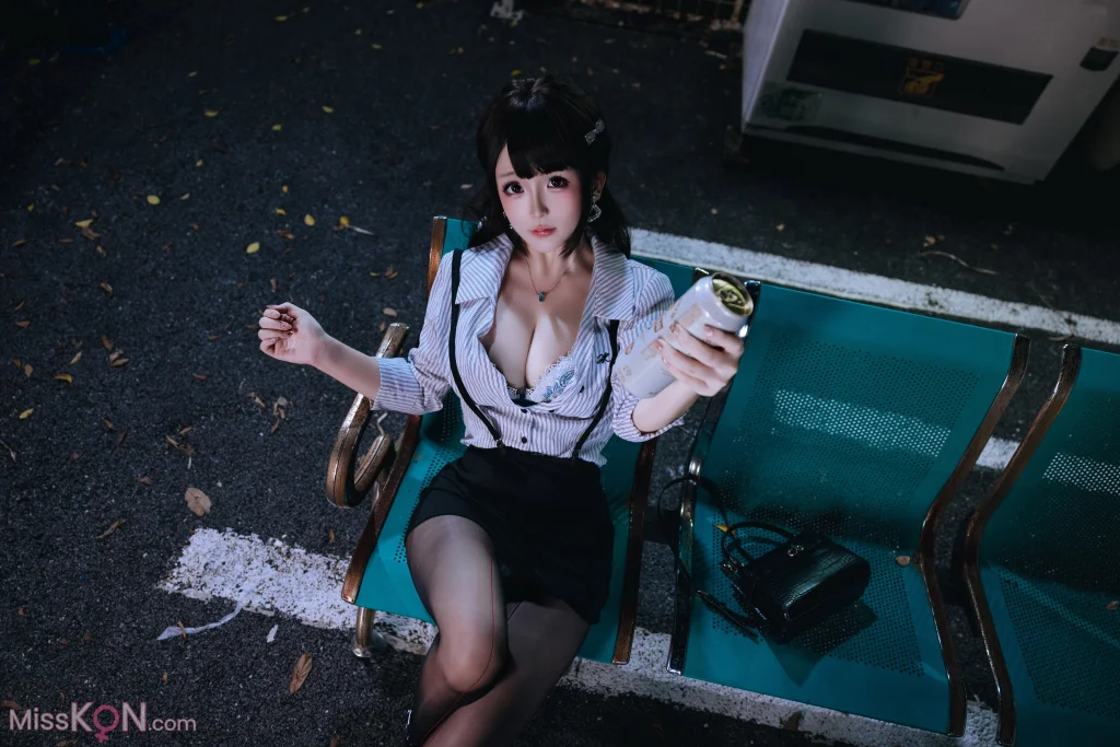 Coser@日奈娇: 下班的OL (188 photos + 6 videos)