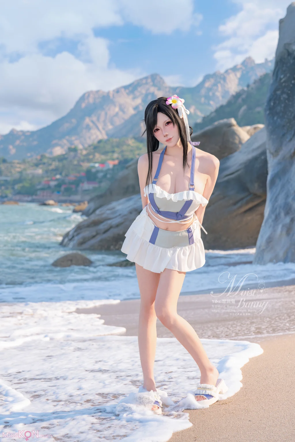 Coser@黏黏团子兔: 2025泳装限定作 海边假日 蒂法 (80 photos)
