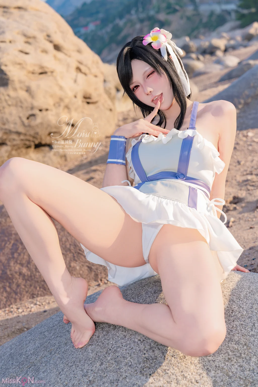 Coser@黏黏团子兔: 2025泳装限定作 海边假日 蒂法 (80 photos)