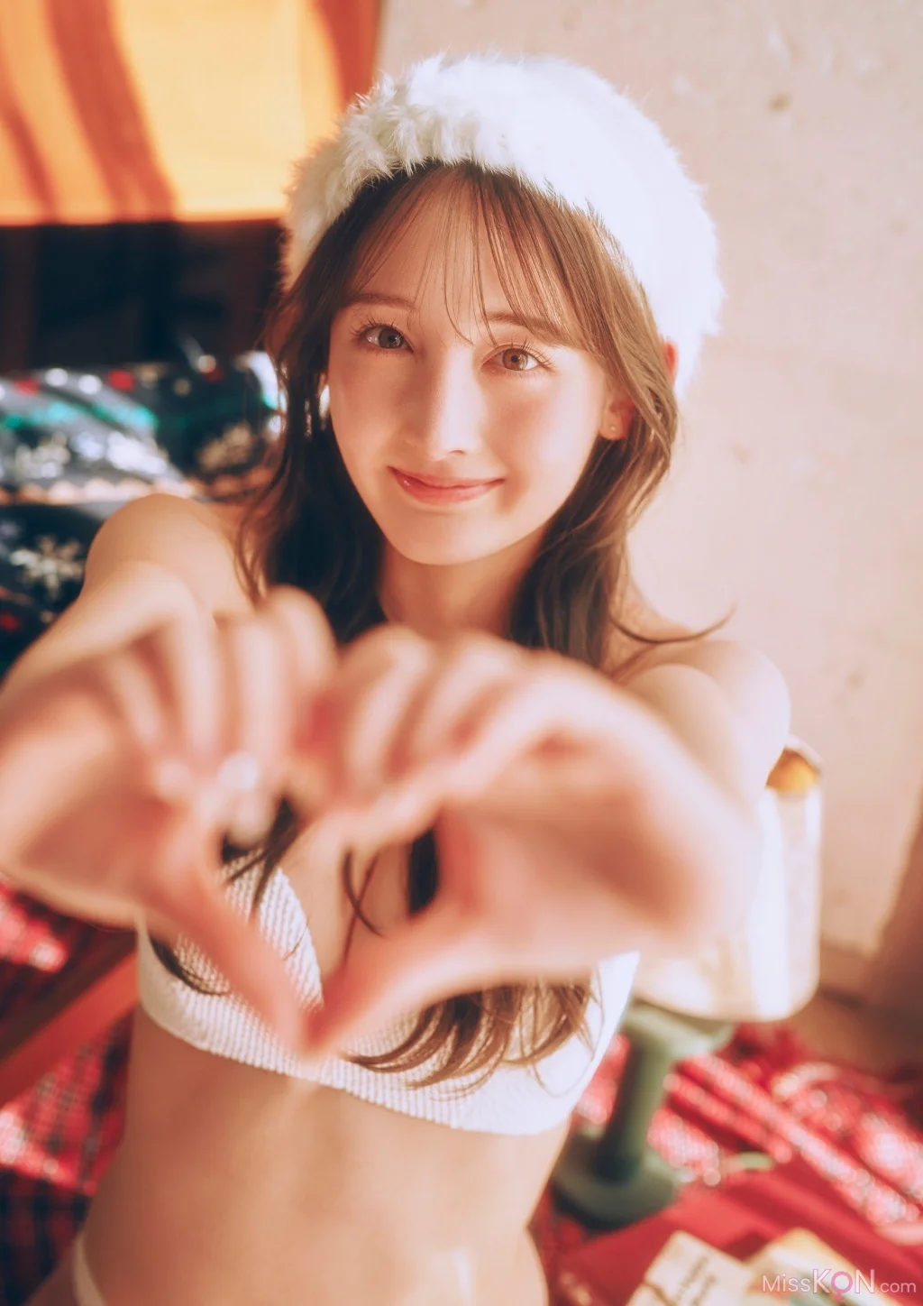 [JP] Cecile Nana (菜那セシル): BUBKAデジタル写真集 「冬のヒロイン」 (57 photos)