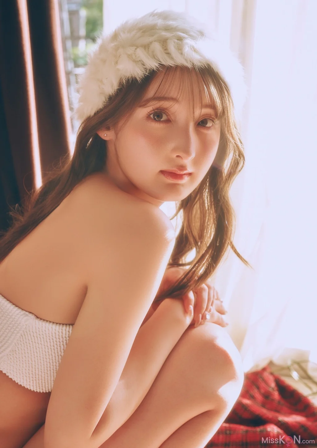 [JP] Cecile Nana (菜那セシル): BUBKAデジタル写真集 「冬のヒロイン」 (57 photos) – Page 2