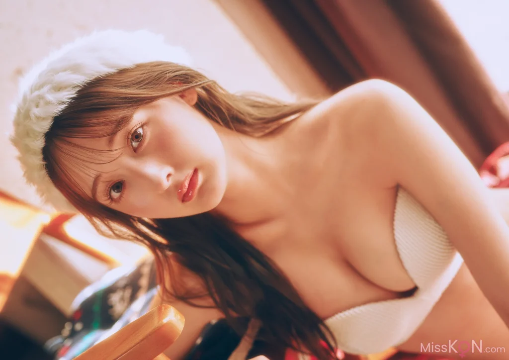 [JP] Cecile Nana (菜那セシル): BUBKAデジタル写真集 「冬のヒロイン」 (57 photos) – Page 2
