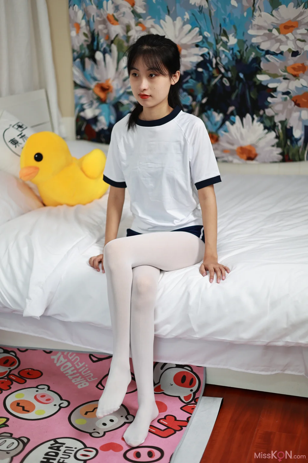 [三禾摄影] No.007: 体操服白袜 (177 photos + 3 videos)