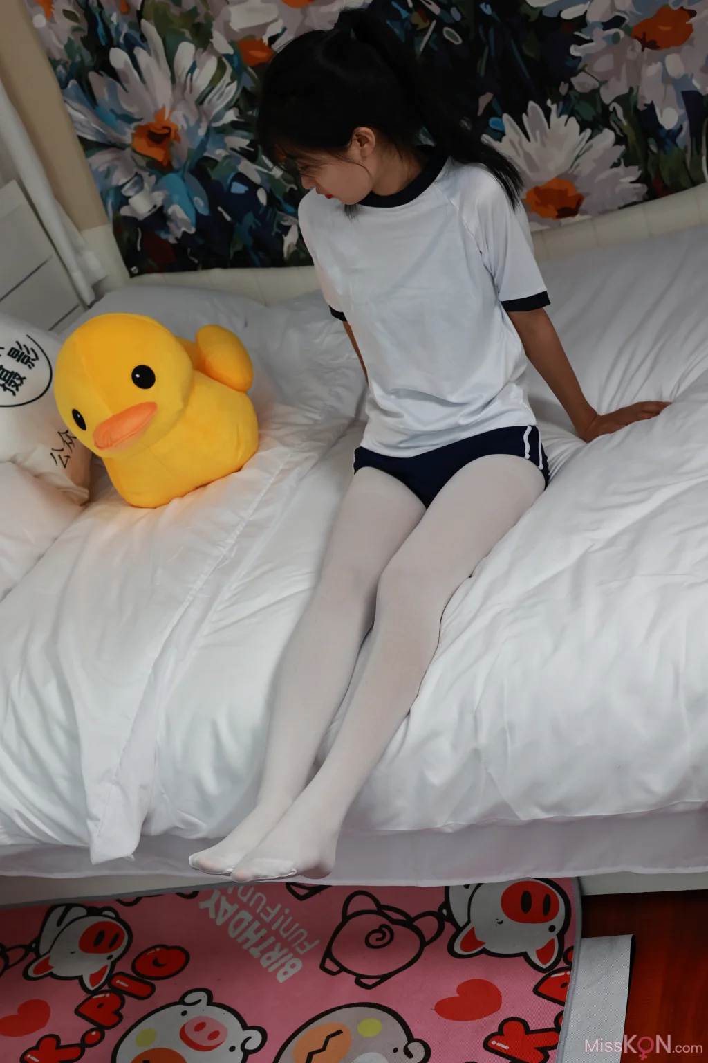 [三禾摄影] No.007: 体操服白袜 (177 photos + 3 videos)