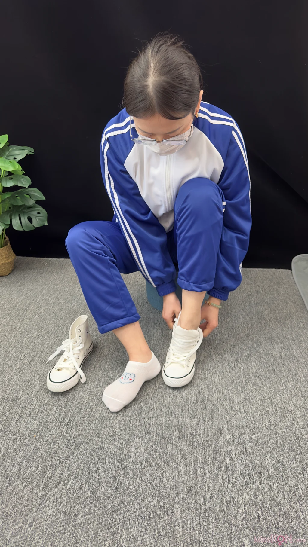 [三禾摄影] No.008: 校服 帆布鞋 船袜 短丝 (153 photos + 3 videos)