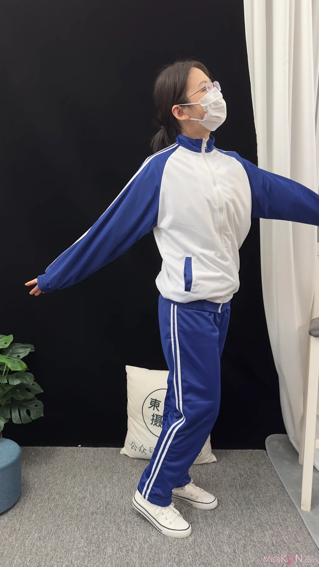 [三禾摄影] No.008: 校服 帆布鞋 船袜 短丝 (153 photos + 3 videos)