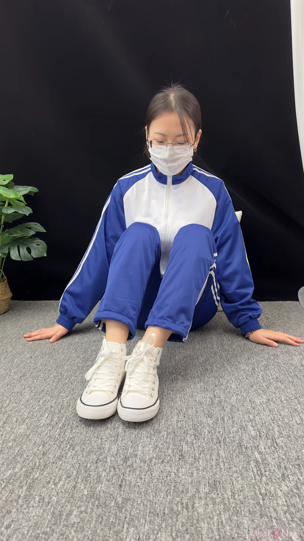 [三禾摄影] No.008: 校服 帆布鞋 船袜 短丝 (153 photos + 3 videos)