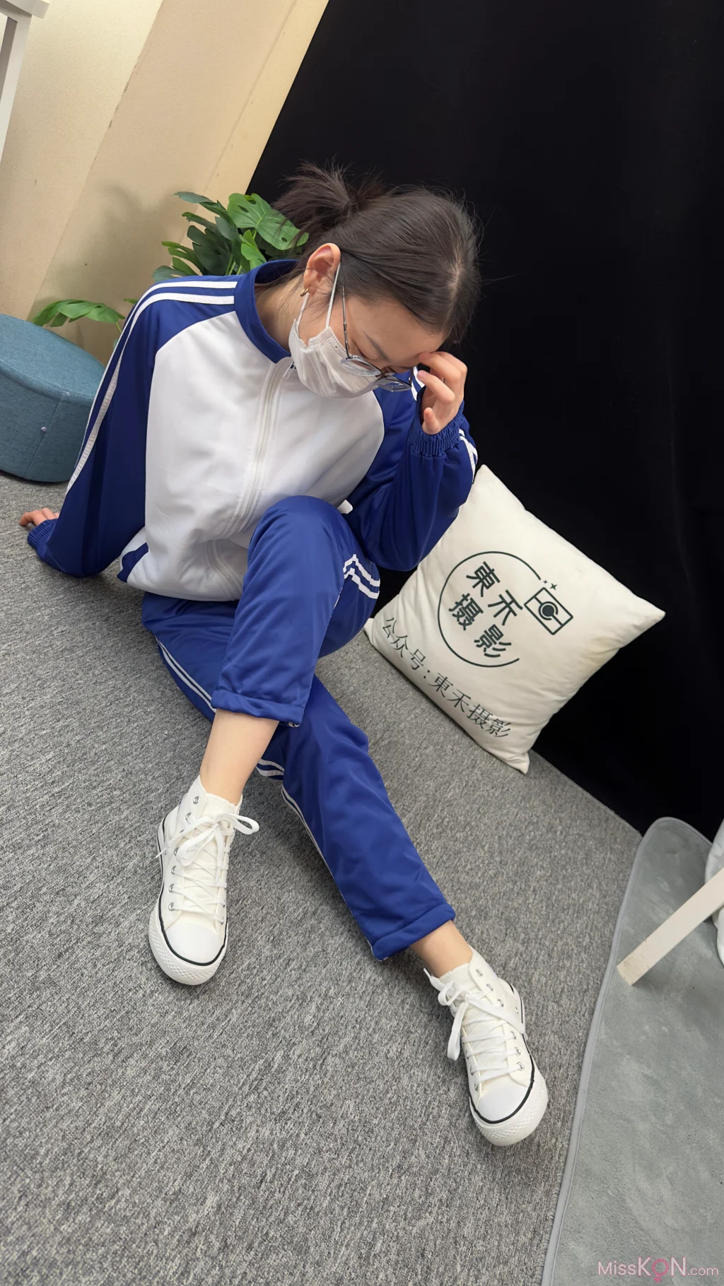 [三禾摄影] No.008: 校服 帆布鞋 船袜 短丝 (153 photos + 3 videos)
