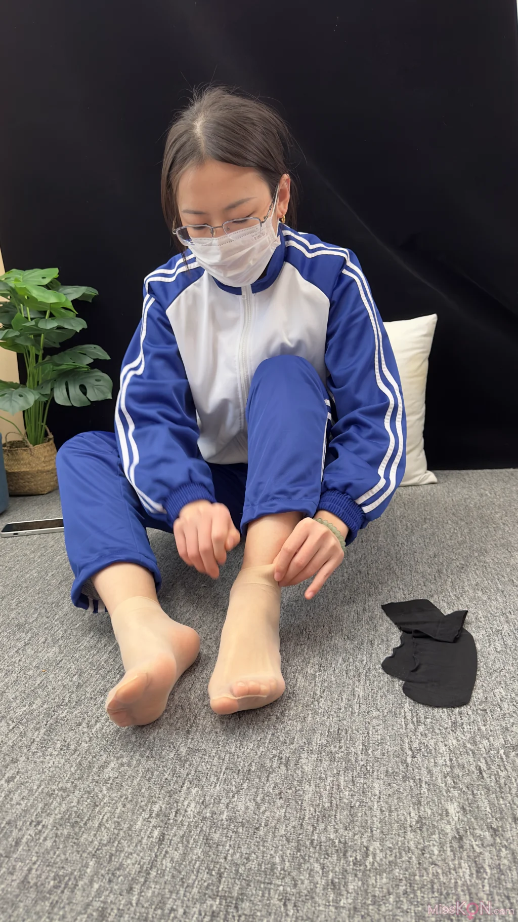 [三禾摄影] No.008: 校服 帆布鞋 船袜 短丝 (153 photos + 3 videos) – Page 2