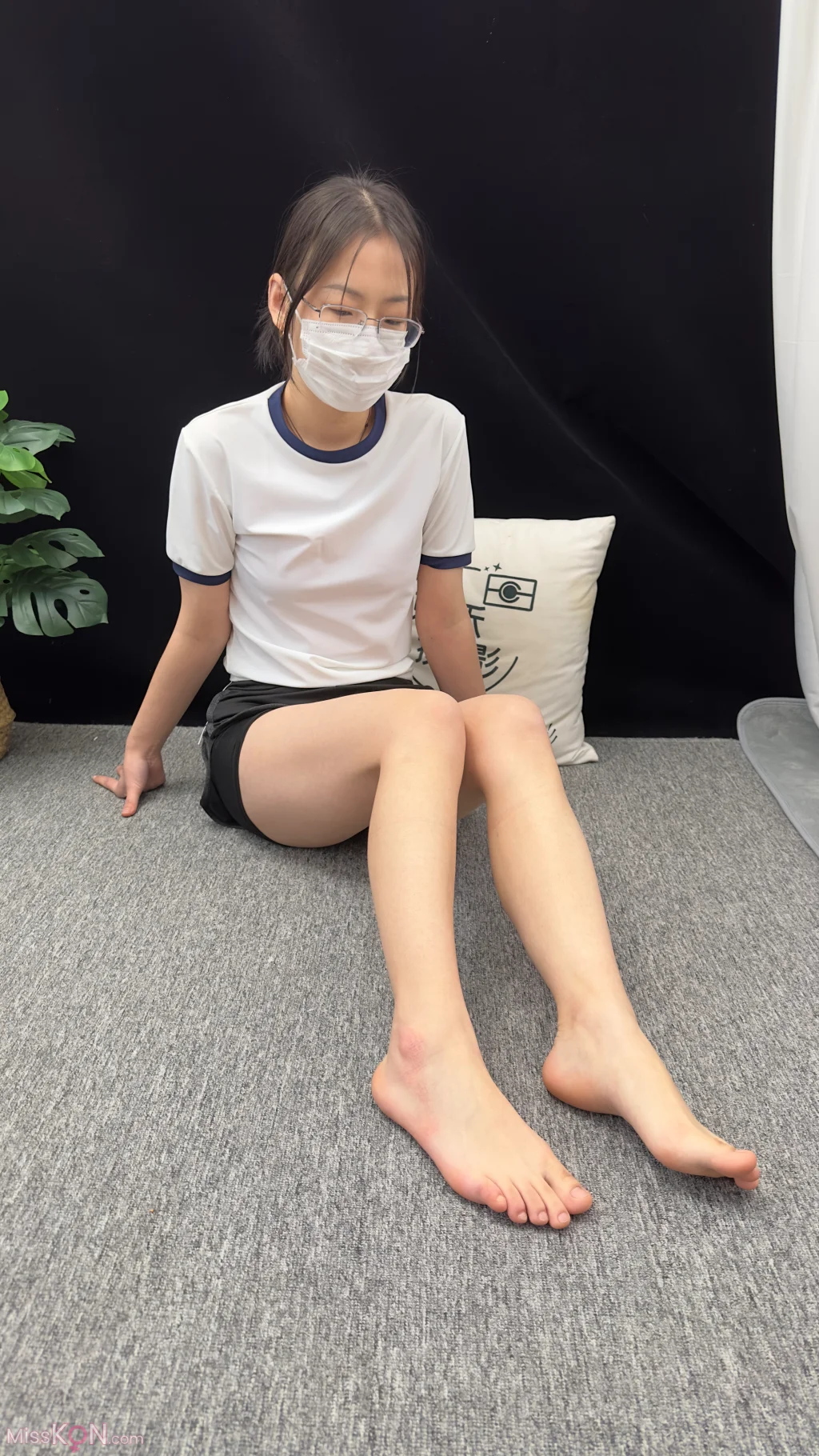 [三禾摄影] No.010: 日式体操服 裸足 (136 photos + 1 video)