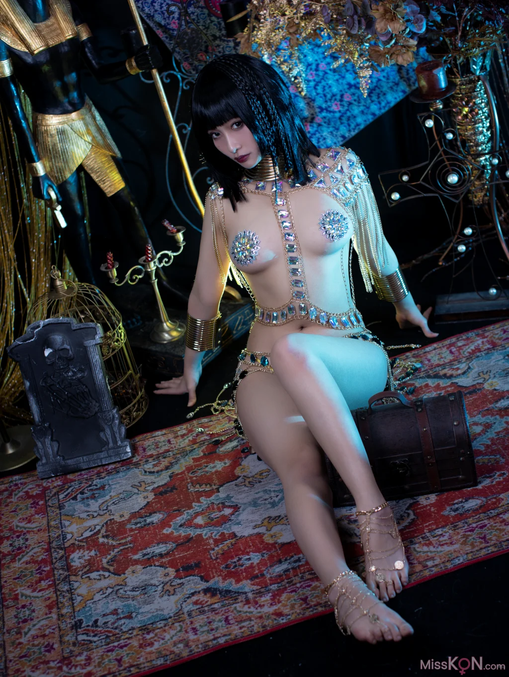 Coser@洛璃LoLiSAMA: 埃及艳后 (34 photos)