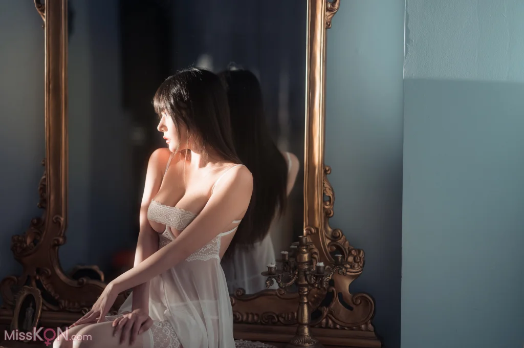 Coser@香草喵露露: 白丝纱裙 (10 photos + 1 video)