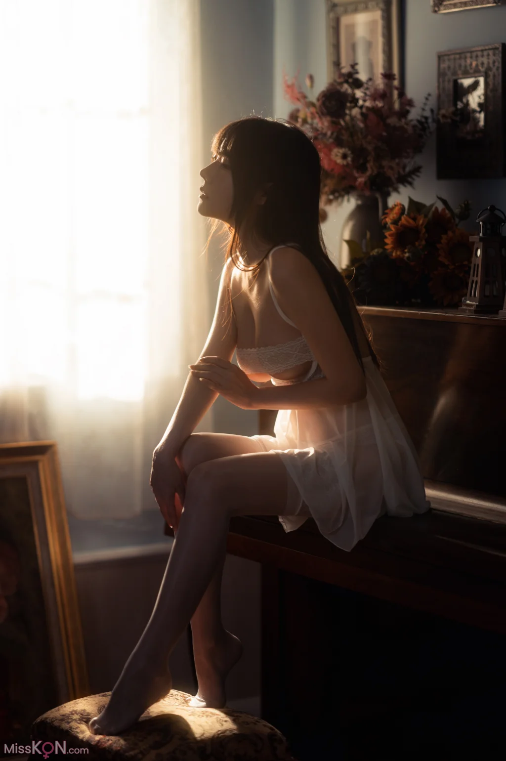 Coser@香草喵露露: 白丝纱裙 (10 photos + 1 video)