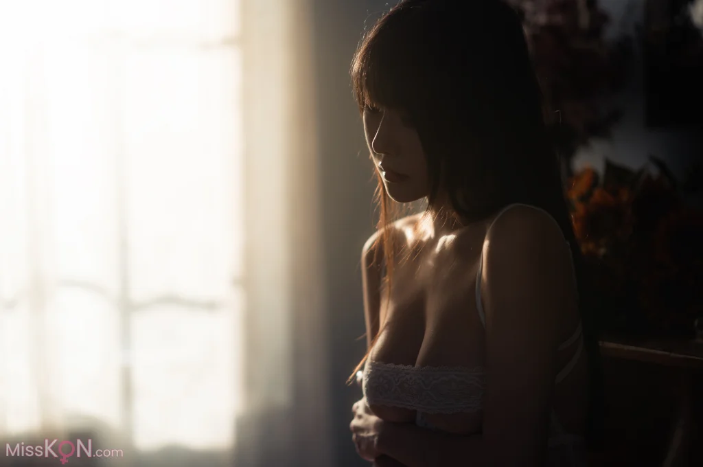 Coser@香草喵露露: 白丝纱裙 (10 photos + 1 video)