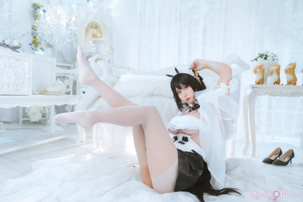 Coser@萌芽儿o0: 碧蓝航线-不挠女仆 (35 photos)