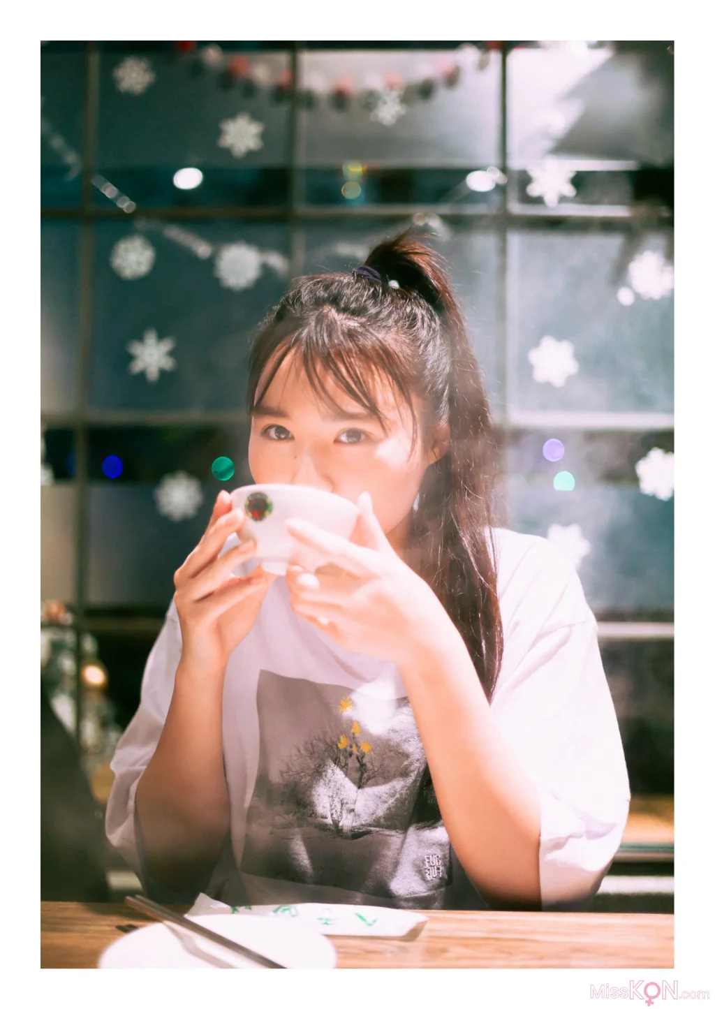 [JP] Cocoro Toyoshima (豊島心桜):【デジタル限定 YJ PHOTO BOOK】写真集「華・満・寛・進」 (56 photos) – Page 2