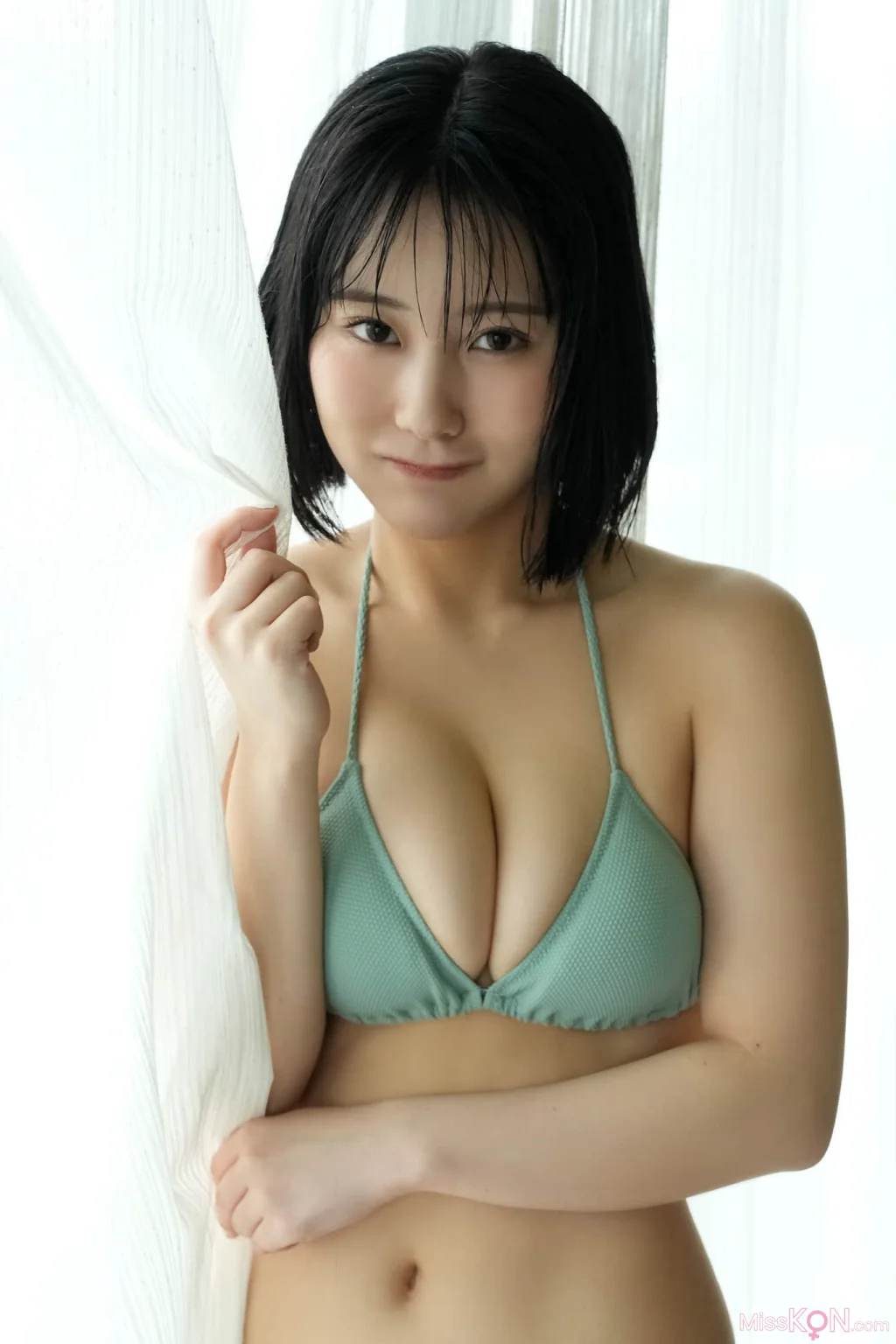 [JP] Miku Tanaka (田中美久): FRIDAYデジタル写真集 オトナ色の夏 大ボリューム130ページ超 (153 photos) – Page 3