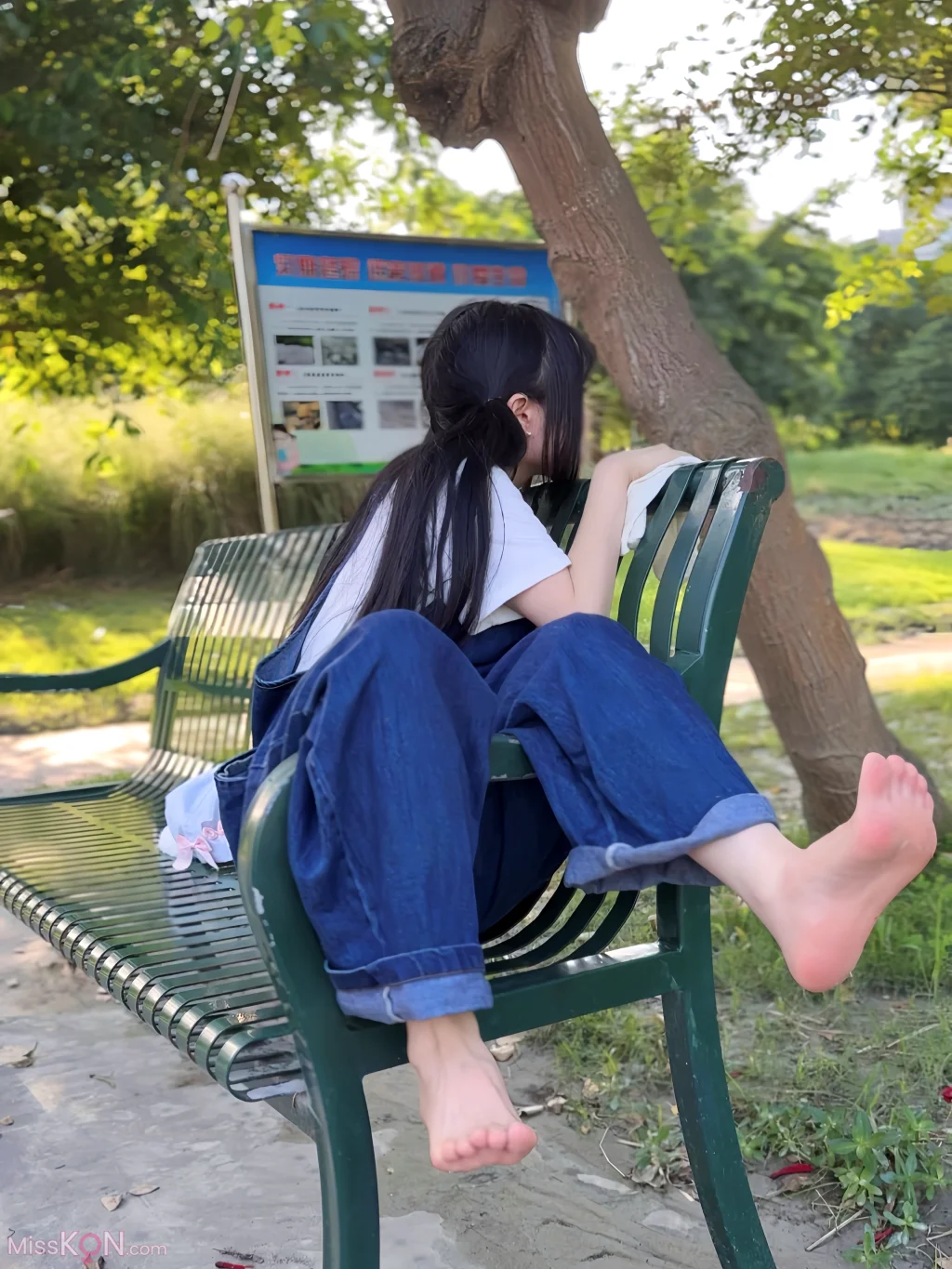 小羊蛋卷: 冰糖葫芦+背带双马尾 (23 photos)