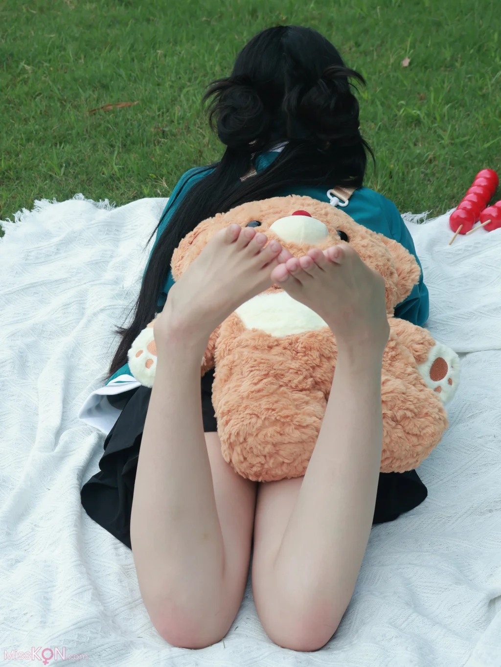 小羊蛋卷: 冰糖葫芦+背带双马尾 (23 photos) – Page 2