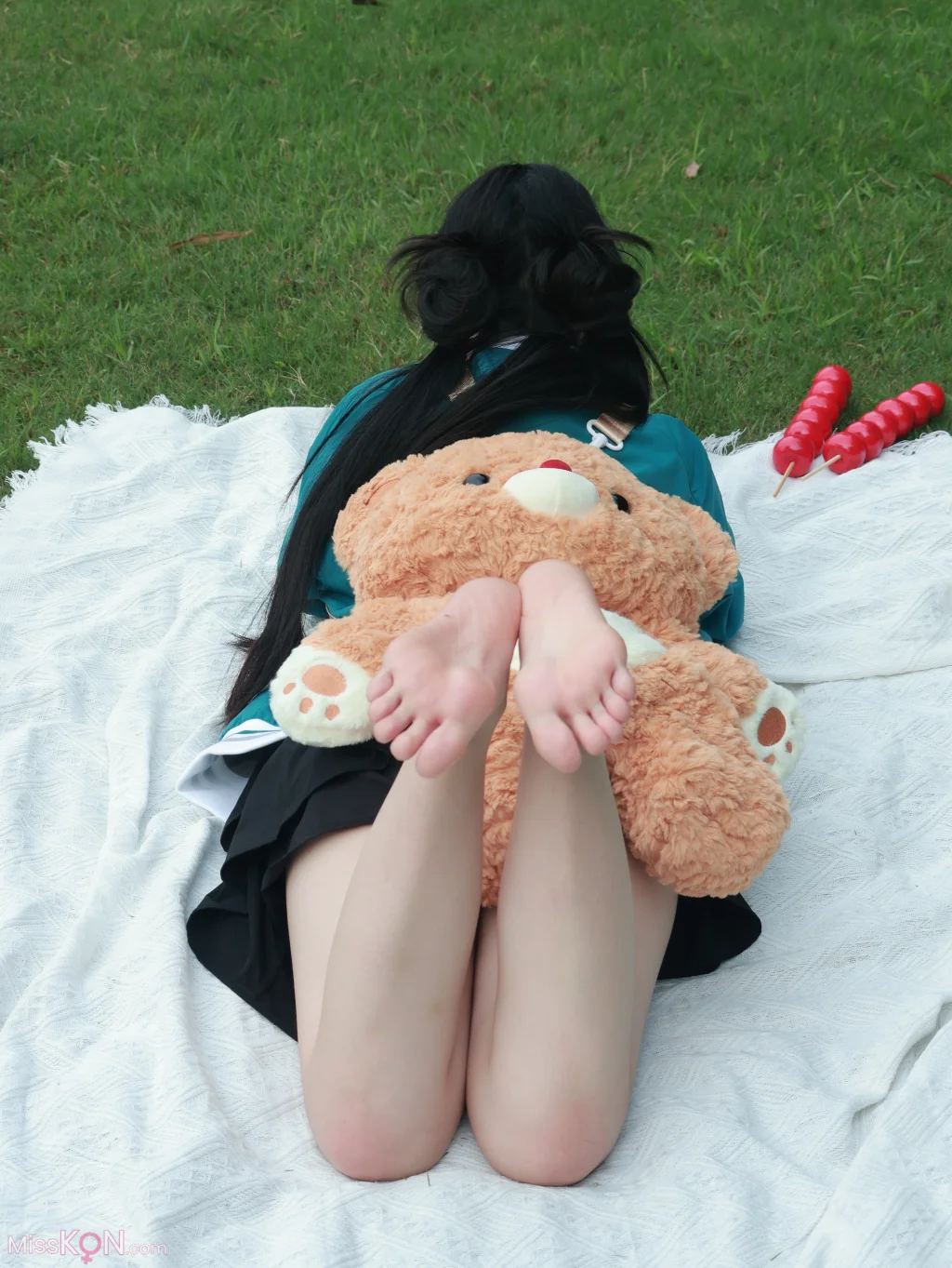 小羊蛋卷: 冰糖葫芦+背带双马尾 (23 photos) – Page 2