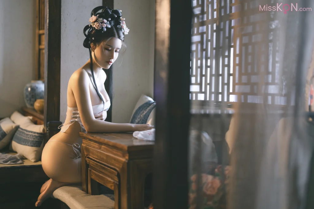Coser@鹿八岁: 花想容 (60 photos)