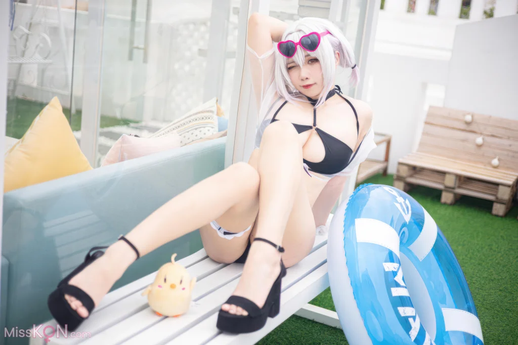 Coser@贞子蜜桃: 天狼星泳装 (30 photos)
