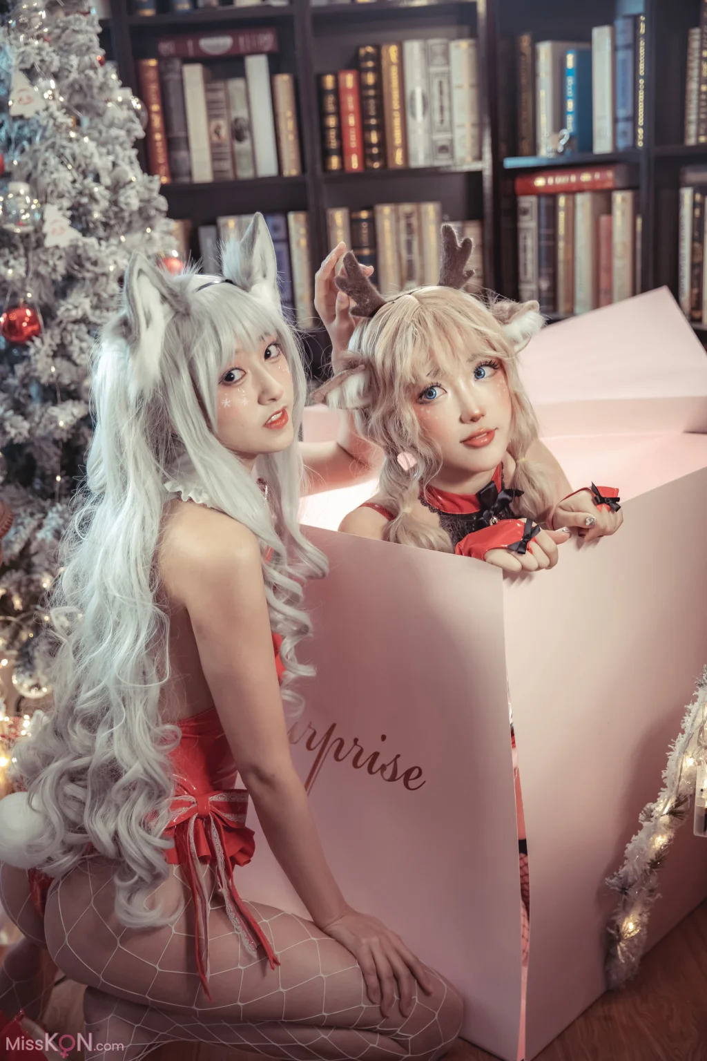 Coser@刺青Poi & 冬马路纱: 驯鹿与狼 (40 photos)