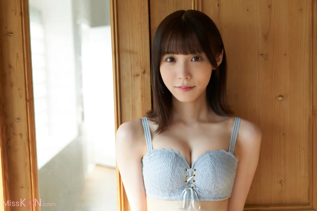 [JP] Nanami Sasaki (佐々木七海):「Refresh」水色エモーションデジタル写真集 (122 photos) – Page 3