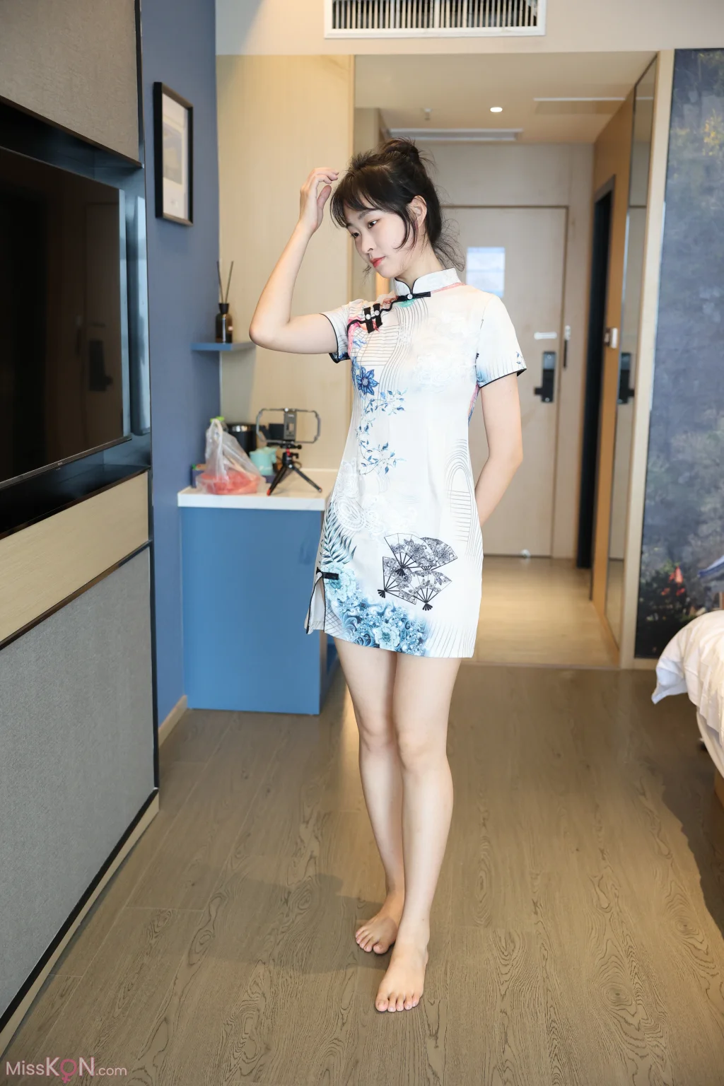 [三禾摄影] No.015: 旗袍 高跟 (252 photos)