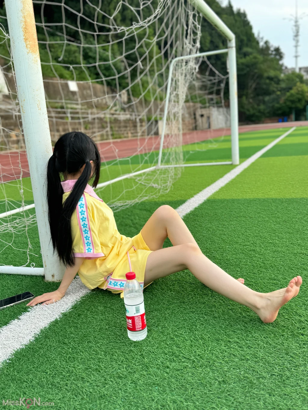 小羊蛋卷: 创意园+操场学妹+超市双丸子 (21 photos)