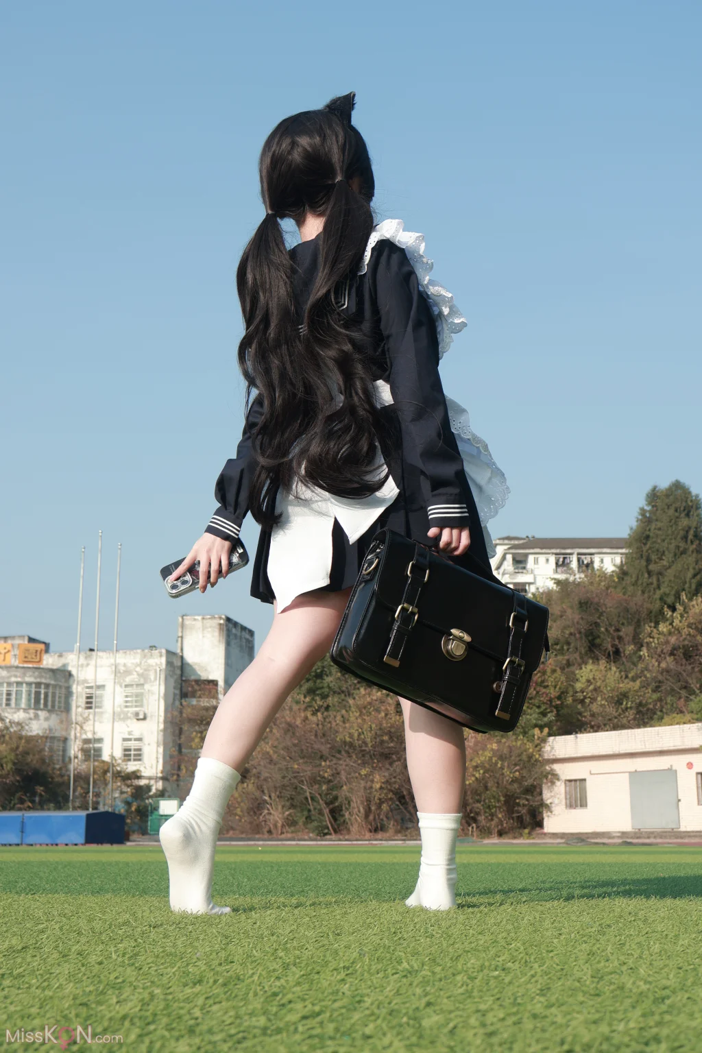 小羊蛋卷: jk少女+爱丽丝 (25 photos + 1 video)