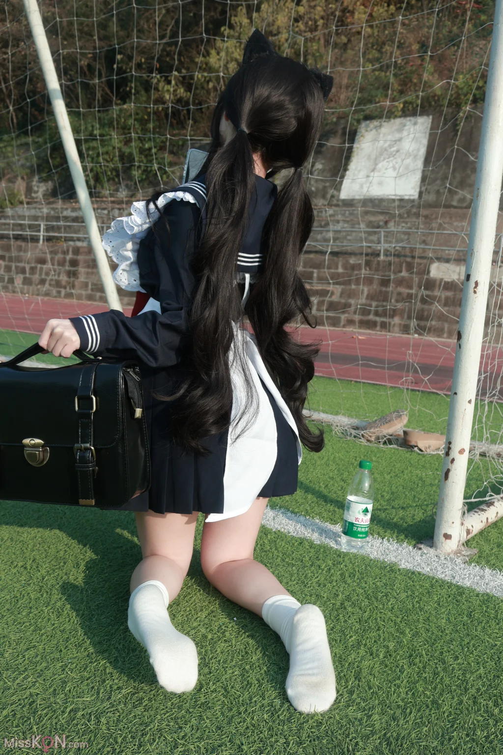小羊蛋卷: jk少女+爱丽丝 (25 photos + 1 video)