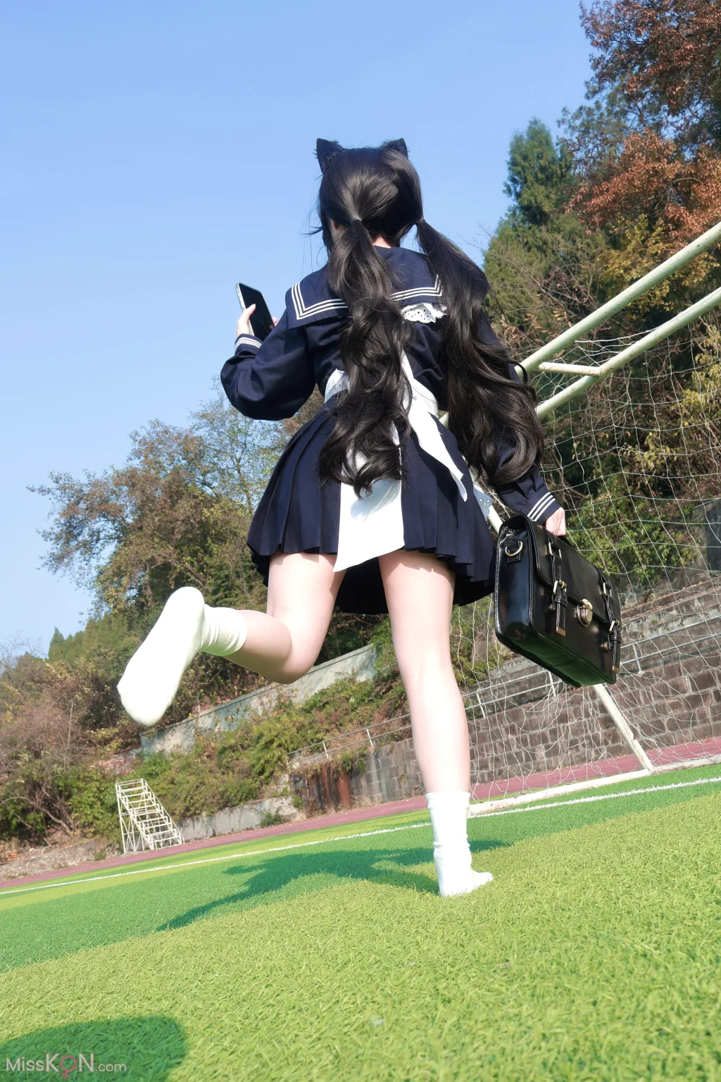 小羊蛋卷: jk少女+爱丽丝 (25 photos + 1 video)