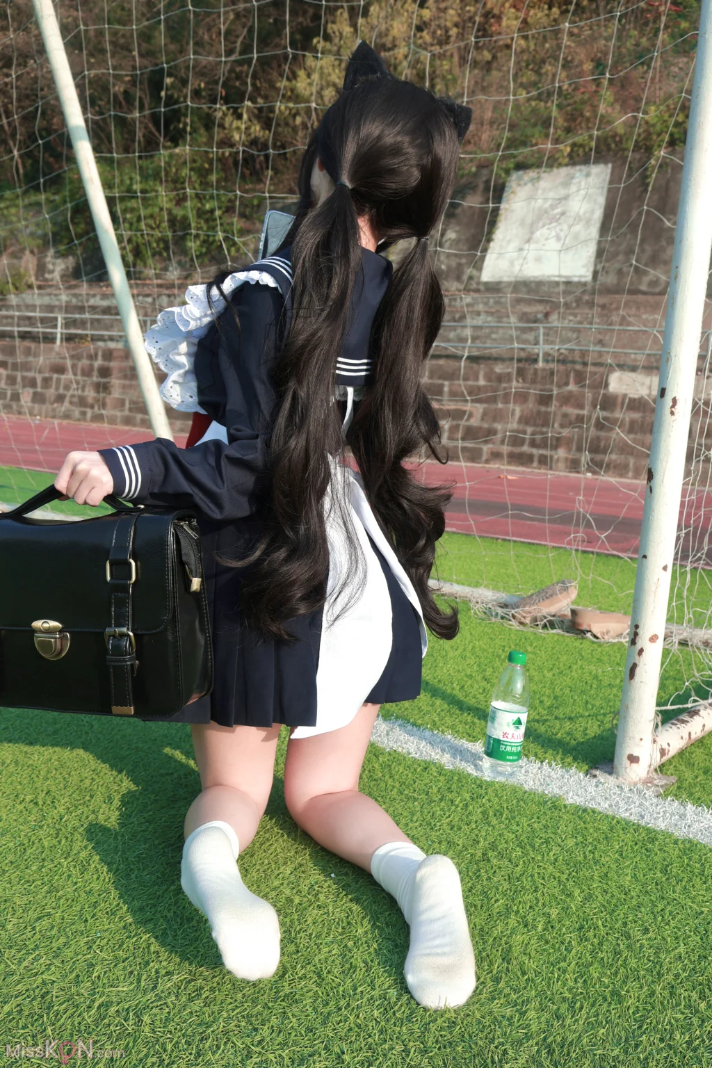小羊蛋卷: jk少女+爱丽丝 (25 photos + 1 video)