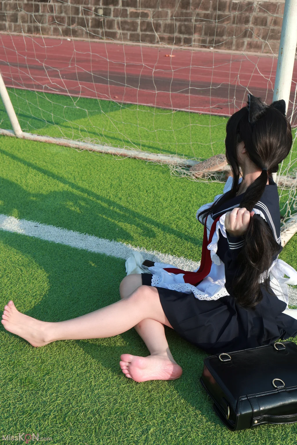 小羊蛋卷: jk少女+爱丽丝 (25 photos + 1 video)